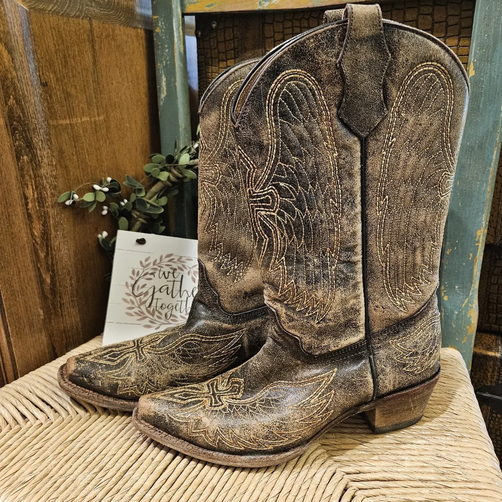 Corral Teen Distressed Brown Leather Wings Cross Snip Toe Boots - Size 5T
